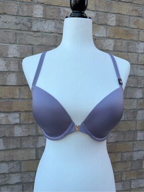 Victoria’s Secret Racerback Demi Front Closure Bra in Lavender Colour